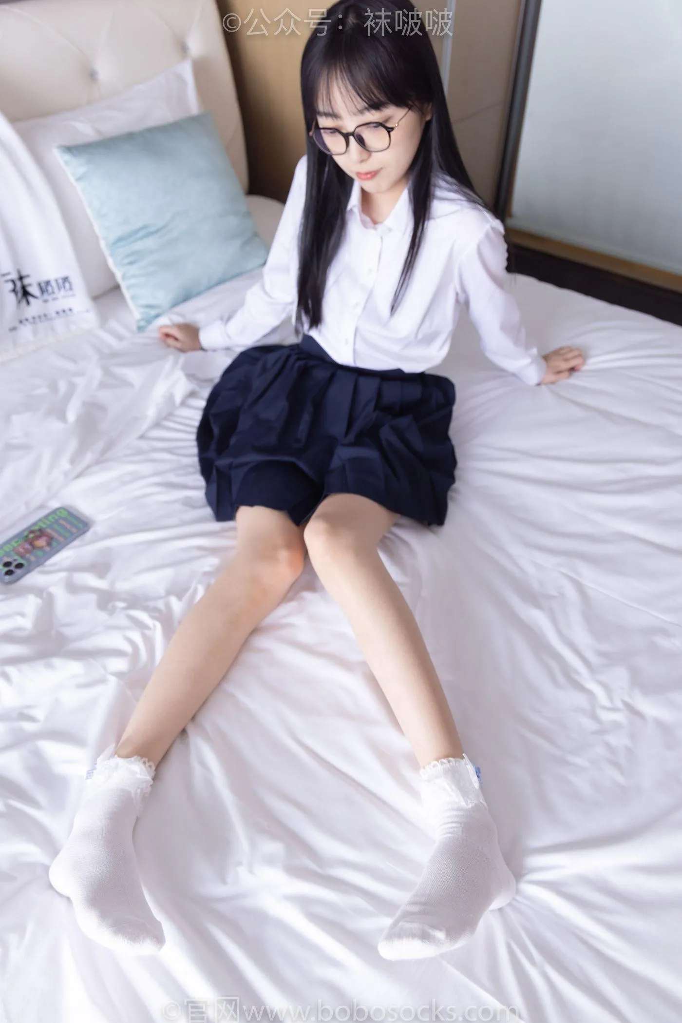 [BoBoSocks袜啵啵]NO.070 稚予-皮鞋、拖鞋、过膝袜、白棉袜 [148P]插图6